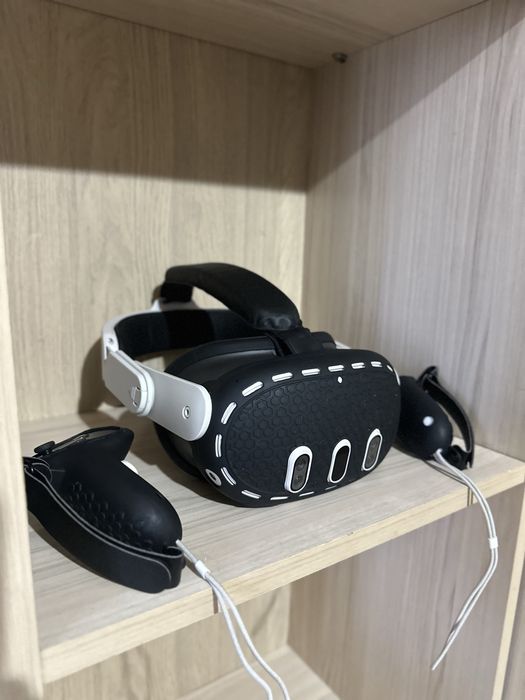 Продам виртуальный очки meta quest 3 на 512гб