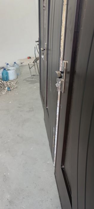 Mdf eshiklar yaxshi holatda