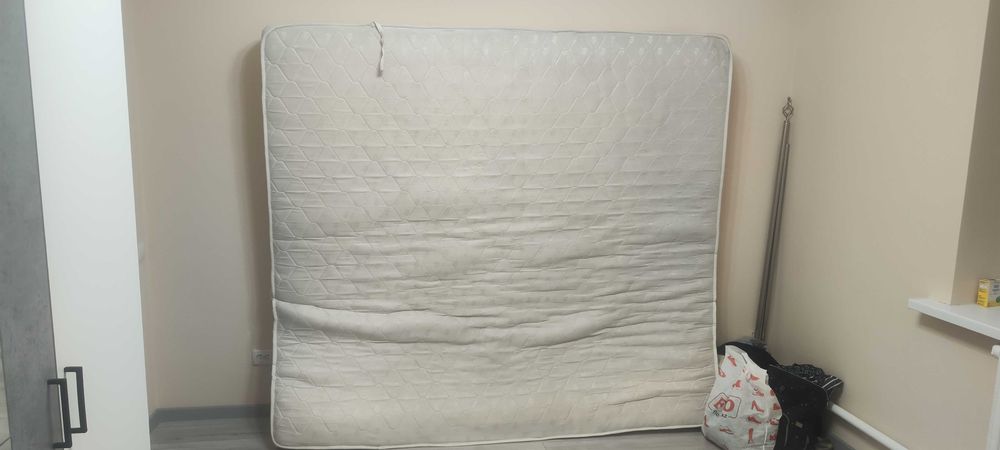 Ортопедическим матрасом