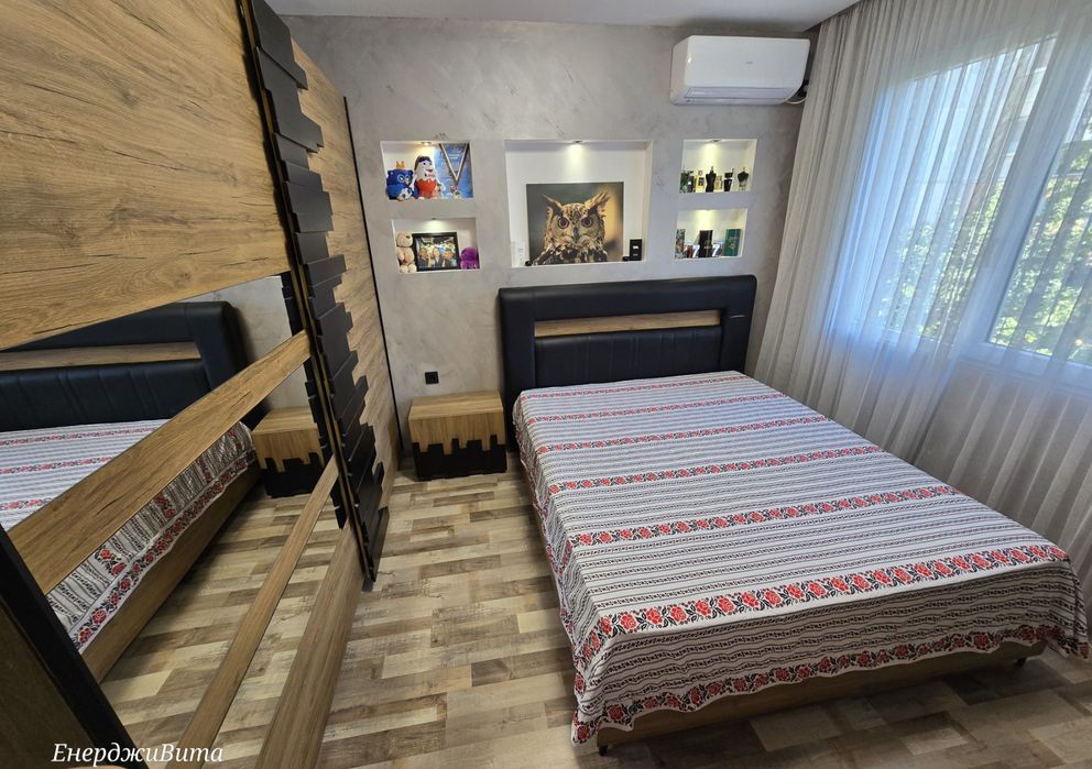 Продавам спален комплект Моцарт