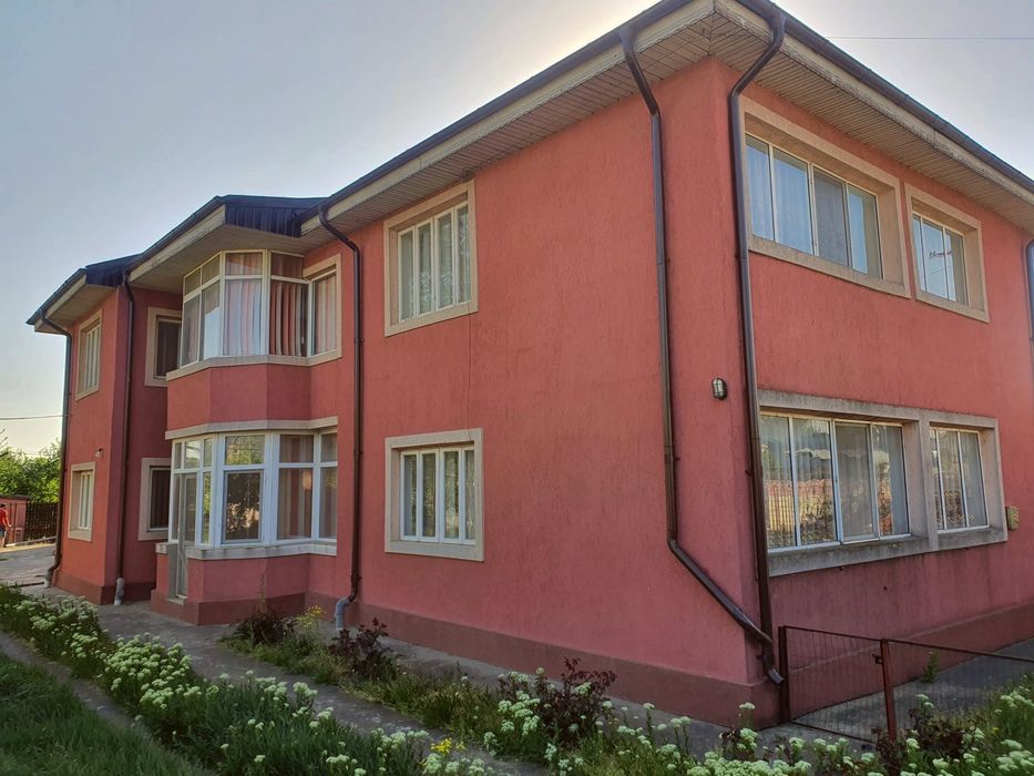 Casa Parter+Etaj | 9 camere