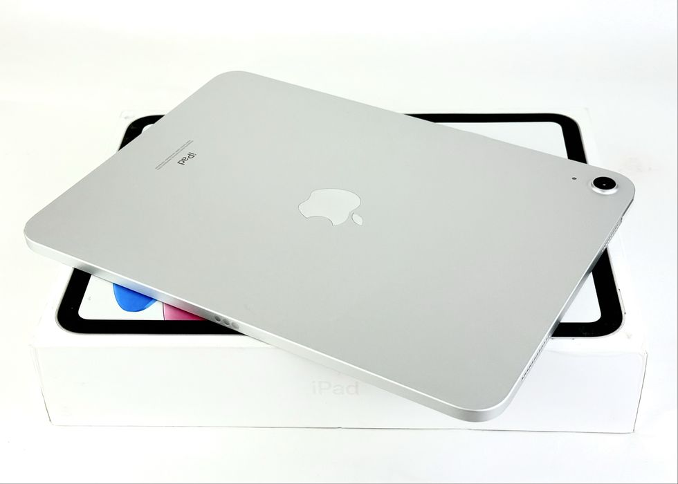 Apple iPad 10 (2022) 10.9" 64GB Wifi Silver Перфектен! Гаранция!