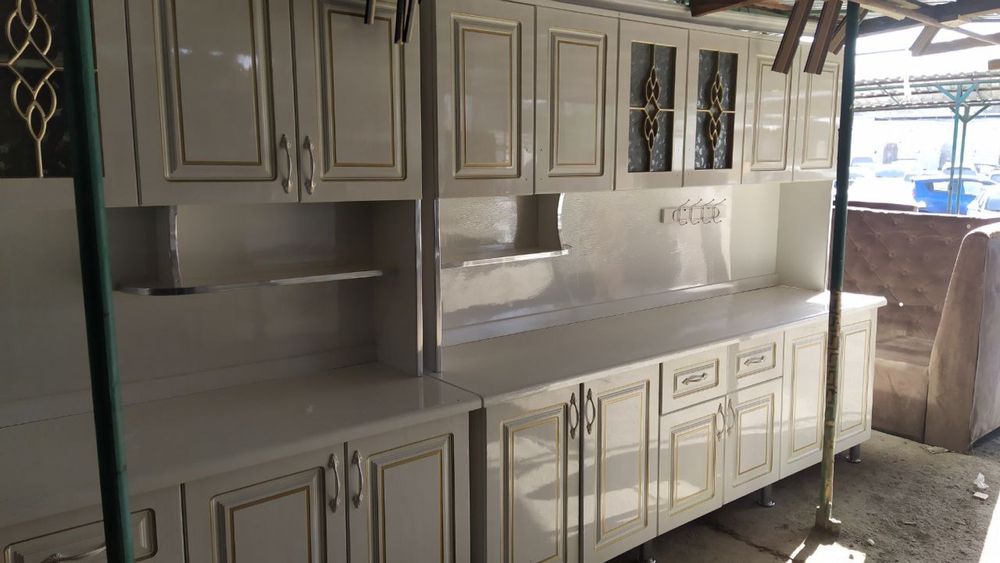 Кхуонный буфетлар тайор