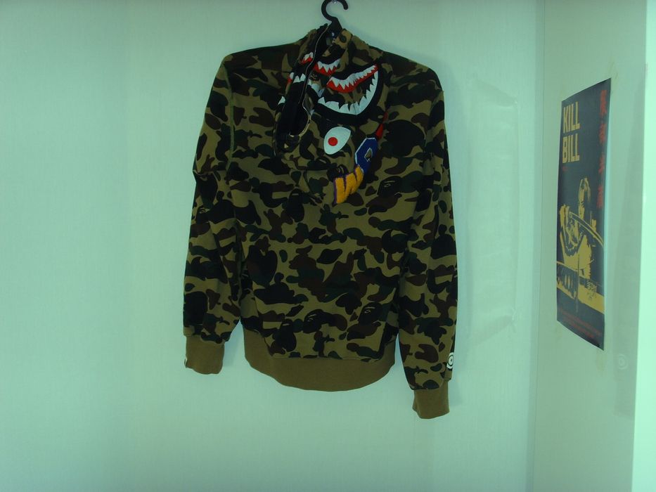 Original Bape shark