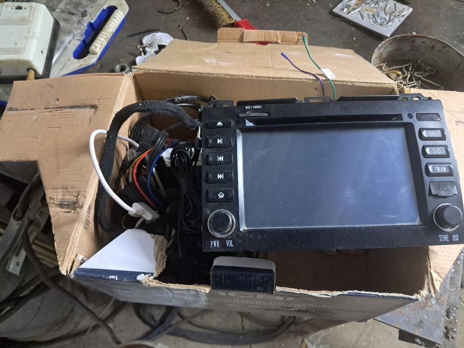 Продам Мульти медиа на таета Прадо