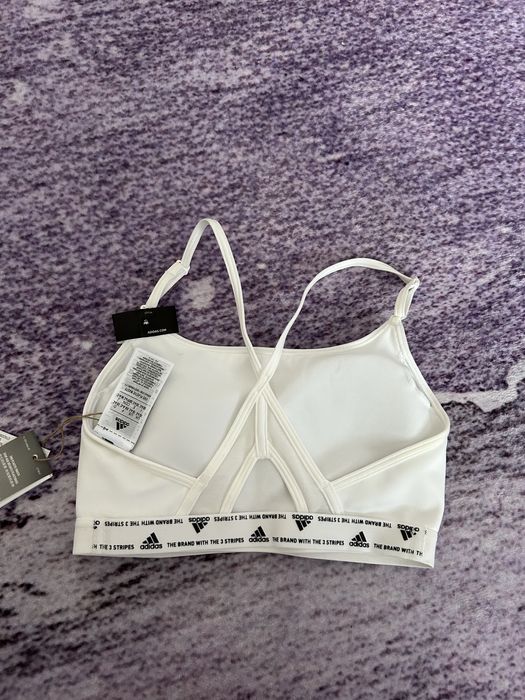 Спортен сутиен Adidas
