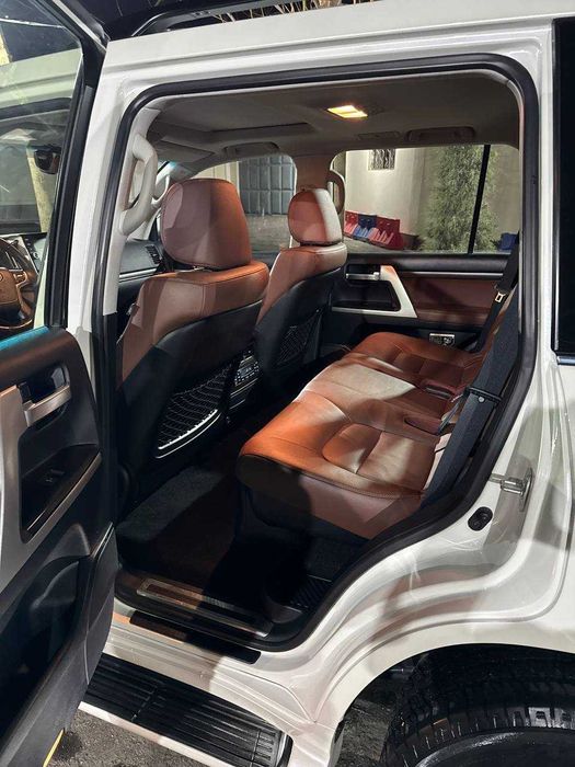 Toyota Land Cruiser 200 V8 2019 год Возможно Аренда с Выкупом