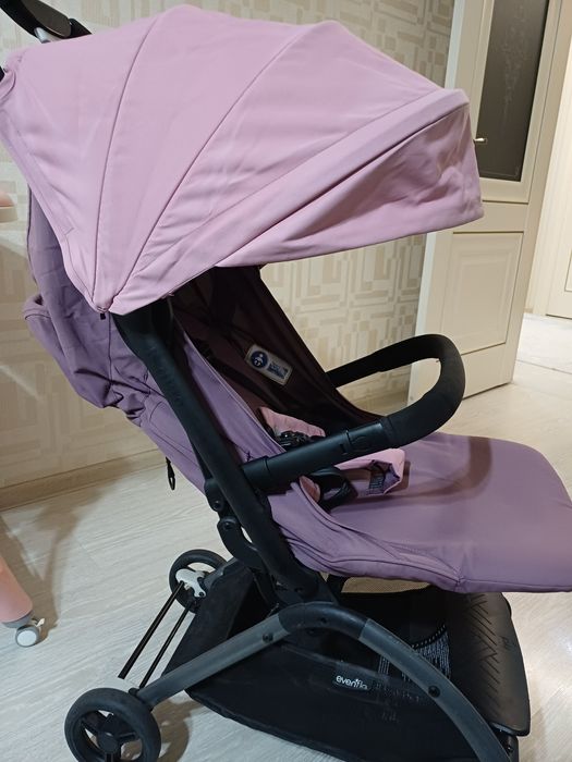 Коляска для младенцов