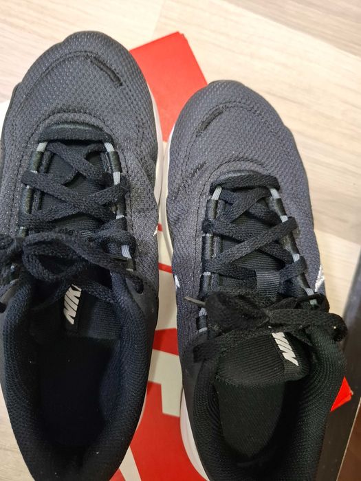 Черни маратонки Nike