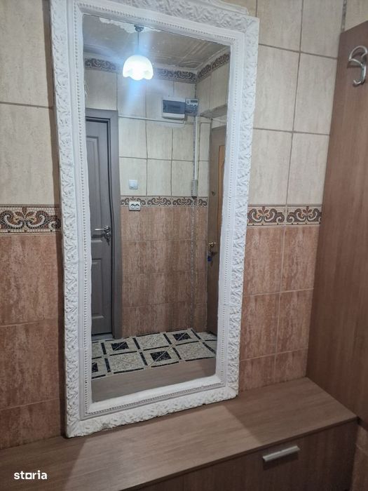 1 decembrie 5-6 minute metrou langa supeco  mobilata si utilata