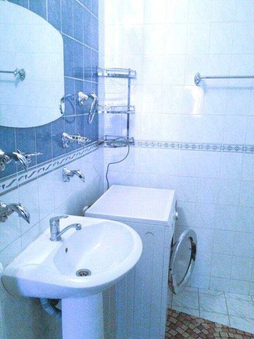 Сдается 3 комнатная квартира Ц6. Улица Амира Темура (метро Минор)