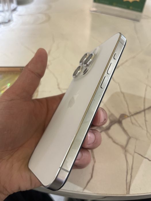 Iphone 15 pro на запчасти esim