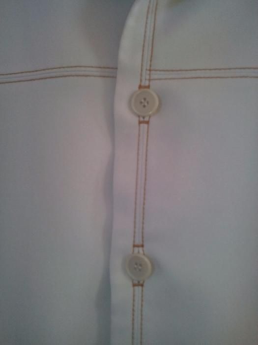 Костюм на " Paruchev"-40 лв. Подарявам риза.