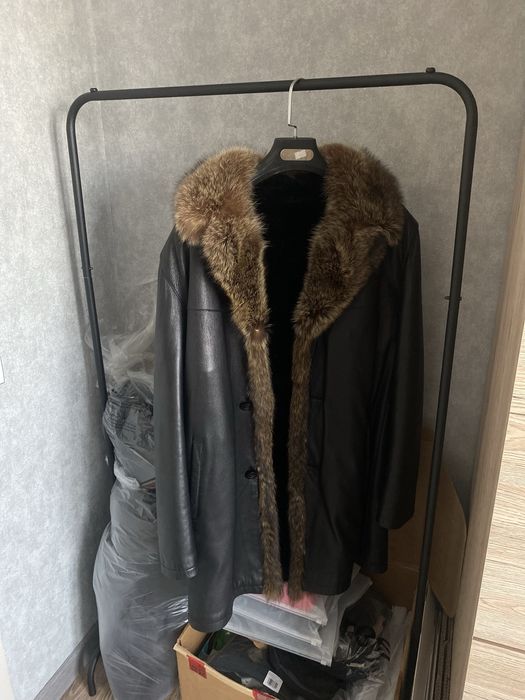 Продается куртка зимняя мужская