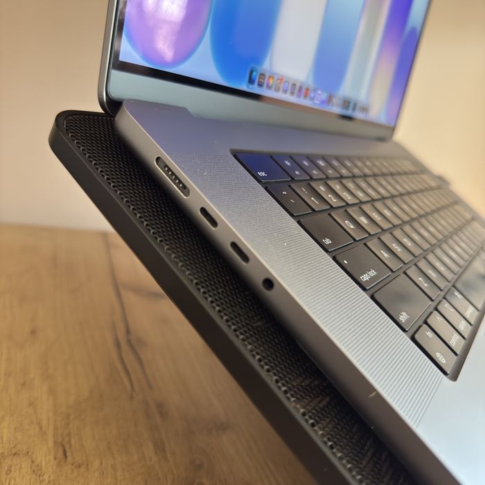 MacBook Pro M1 Pro 16/512 GB 16 inch