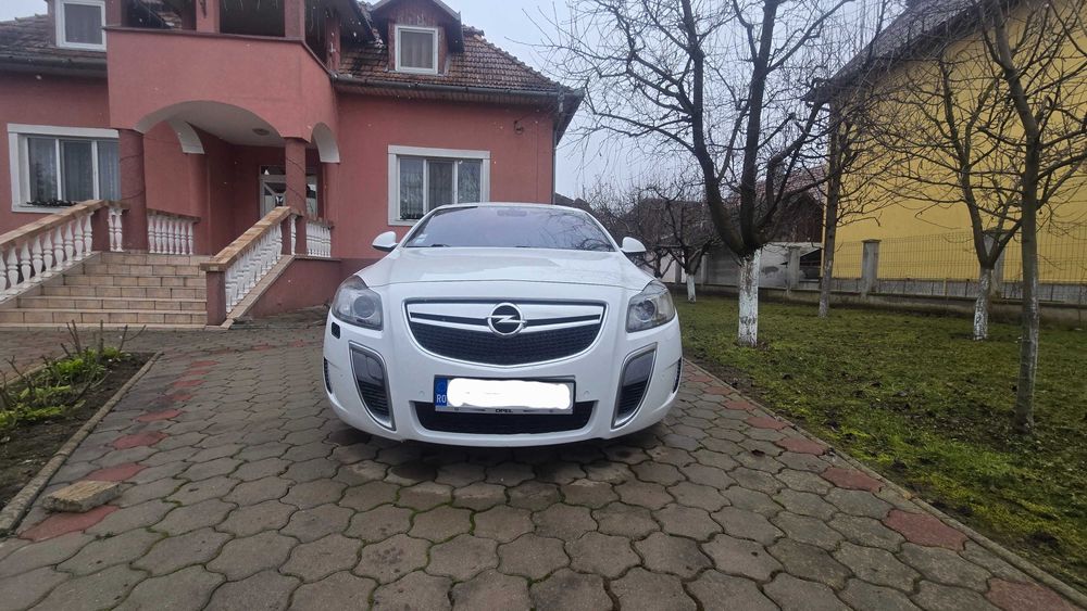 Opel Insignia OPC