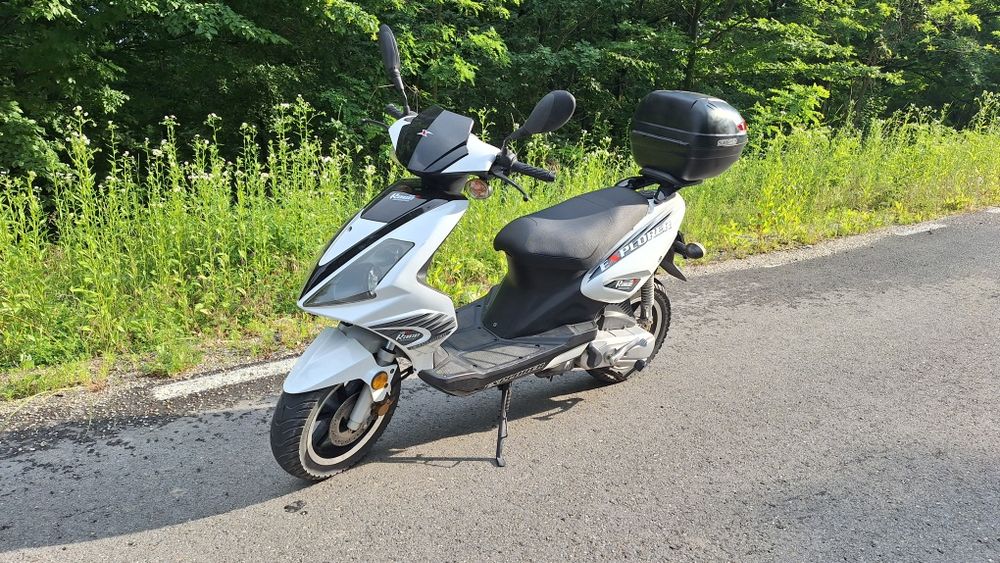 Scuter 49 cc, 2t