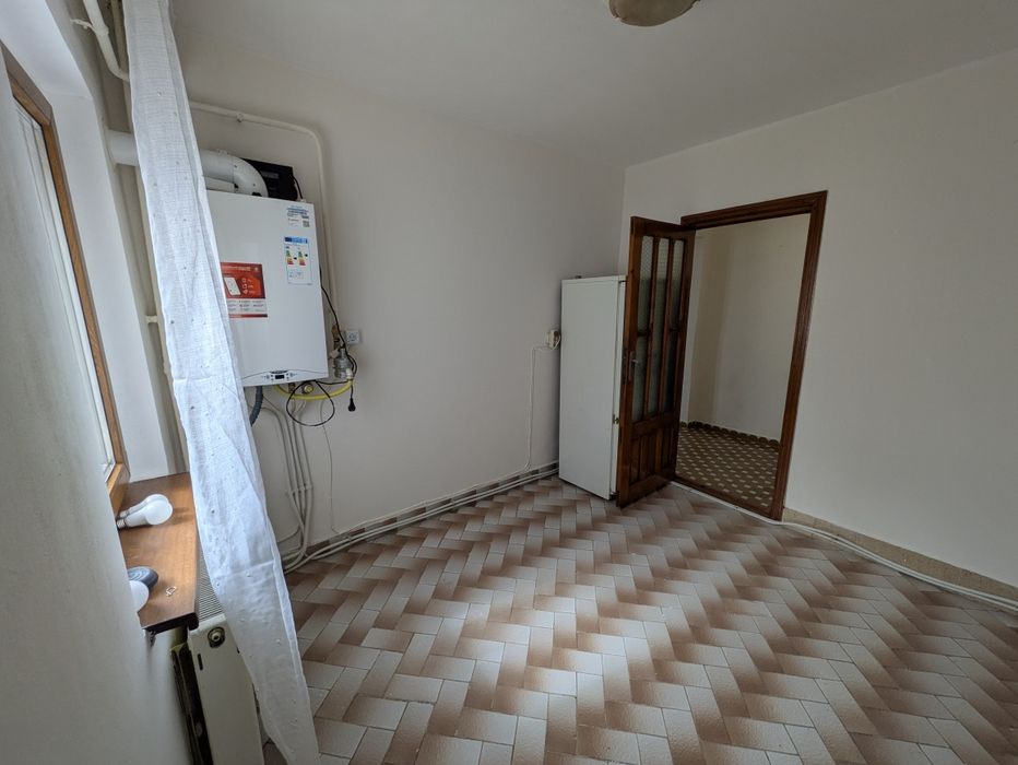 Apartament 2 cam dec Garii cu Dorobanti