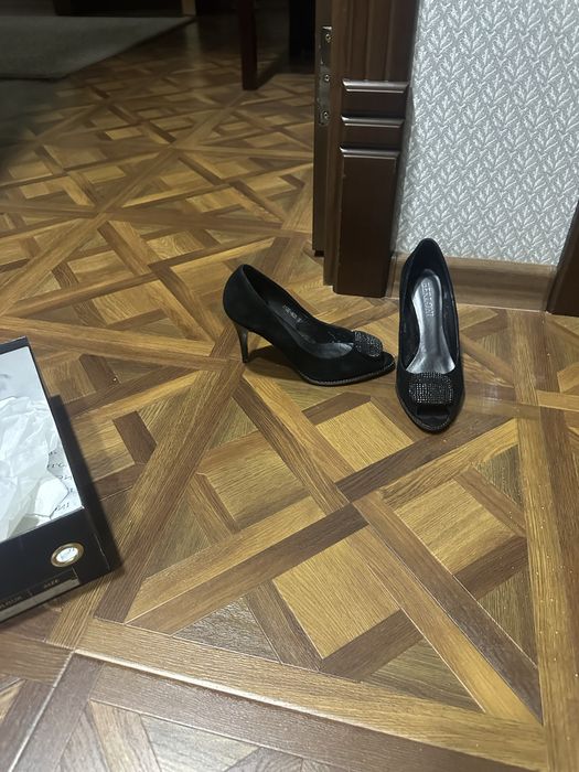 Женская обувь, натуральная замша , италия