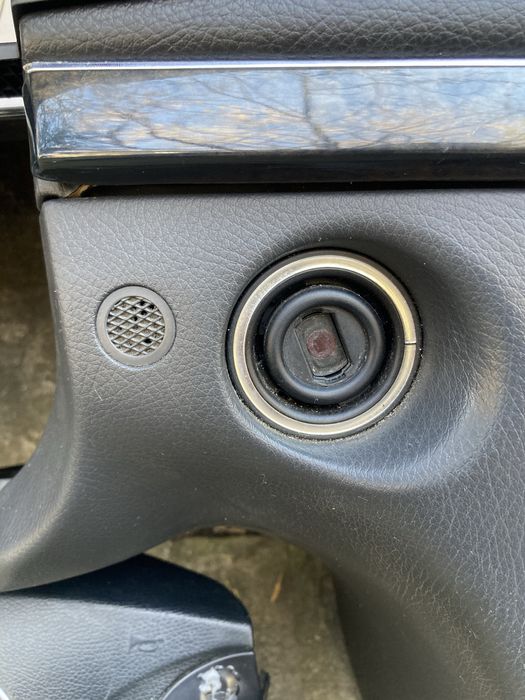 Табло на Части W211 Mercedes