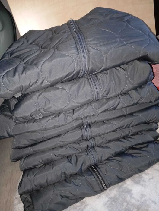 Нови тънки якета на едро