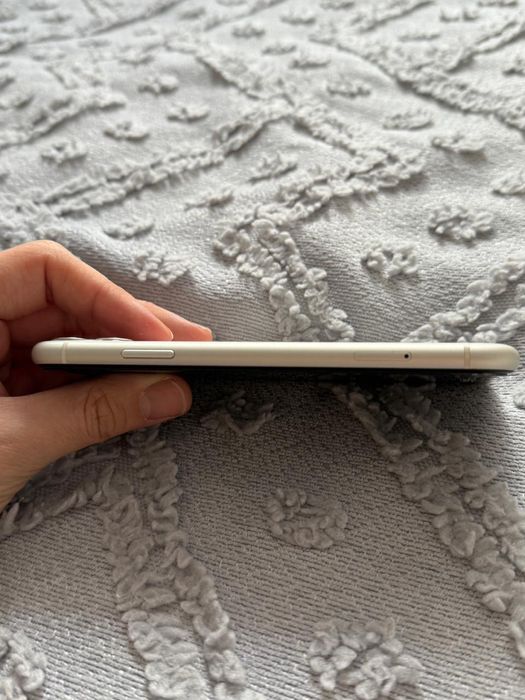 Iphone 11 white 64gb