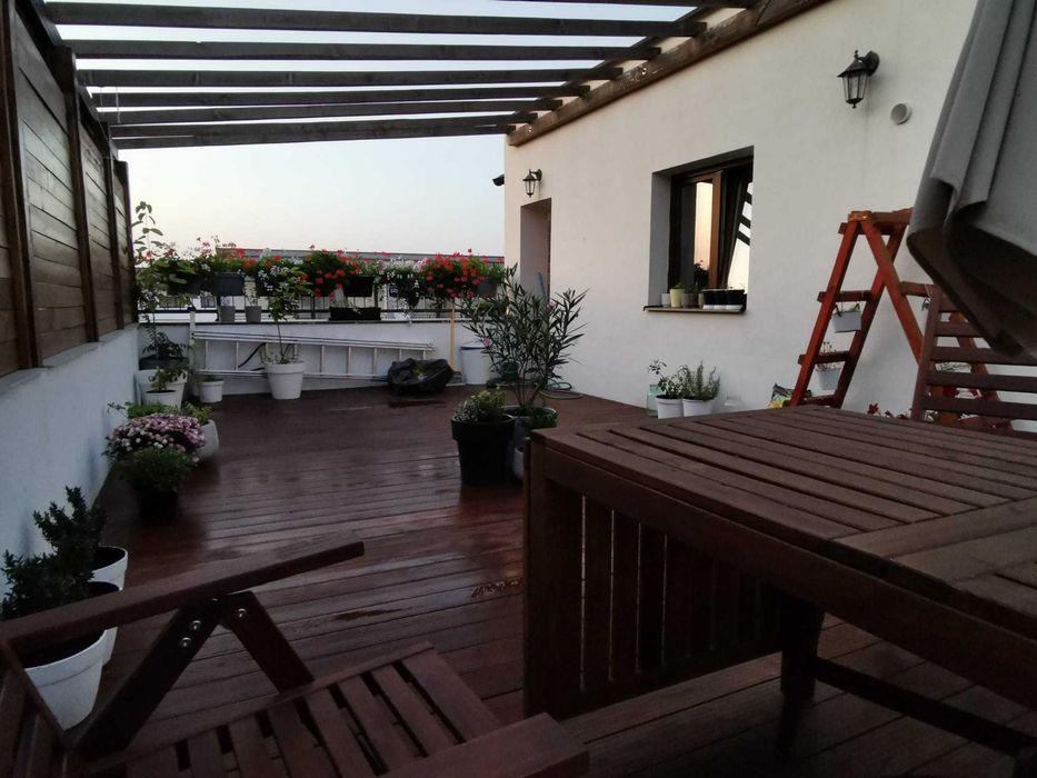 Penthouse – 3 camere, 76 mp + terasă 48 mp + pod, direct proprietar