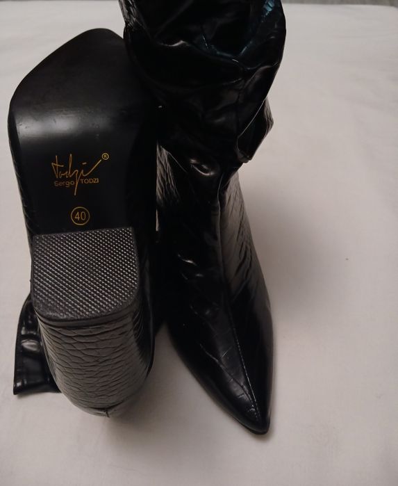 Botine Sergio Todzi negre lacuite, cu toc înalt, marimea 40