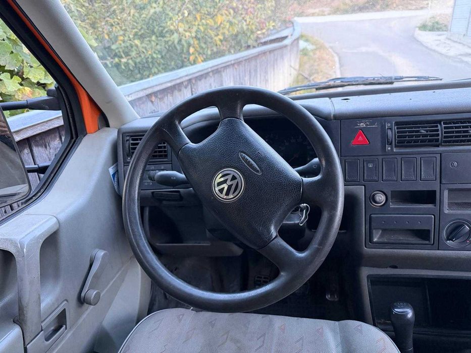 VOLKSWAGEN Transporter 2000 — imagine 4