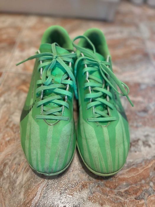 Бутонки Nike номер 36