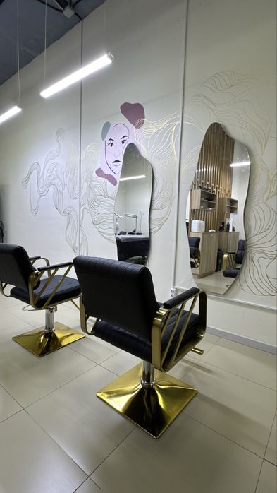 Сдам парикмахерское кресло