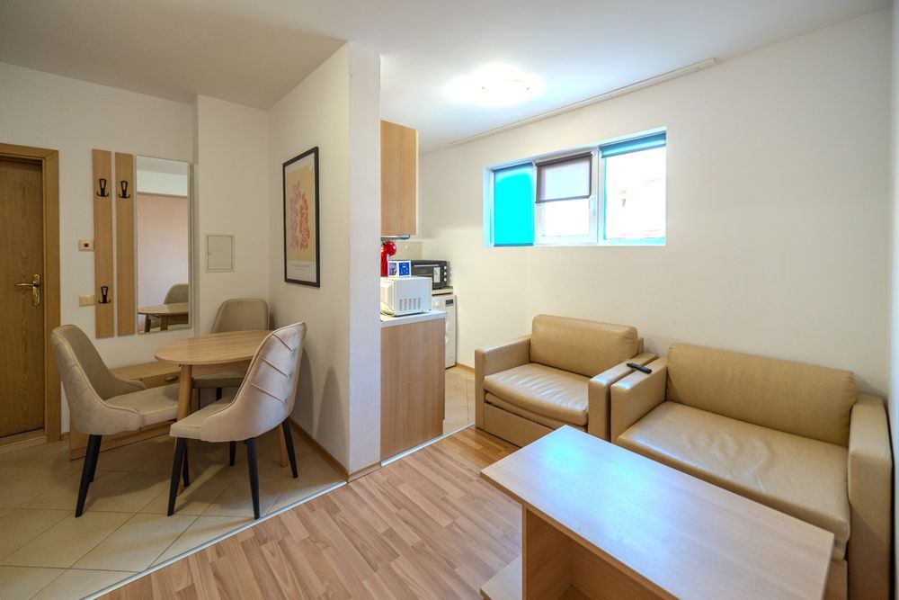 Дава се под наем Двустаен апартамент в к.к. Слънчев бряг - 50 кв.м за 3060 € - Снимка #8