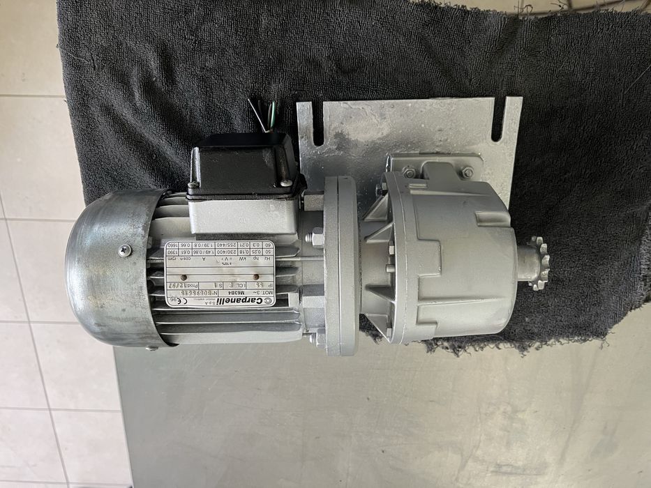 Двигател двигател