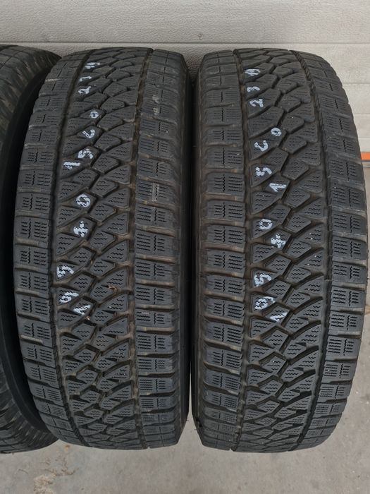 Зимни гуми за Бус 4 броя BRIDGESTONE Blizzak W810 195 70 R15C дот 2319