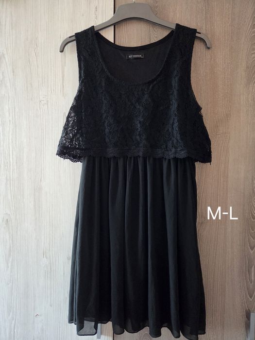 Дамски вечерни рокли