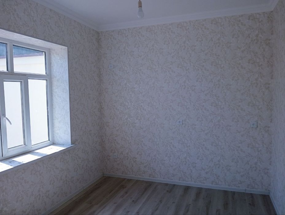 Куктеракдан утганда Генерал мактаб кучада 1.5 сотиг 4 хона сотилади