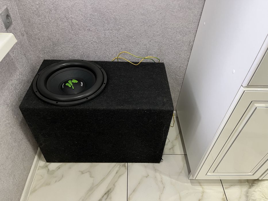 Сабвуфер с усилителем