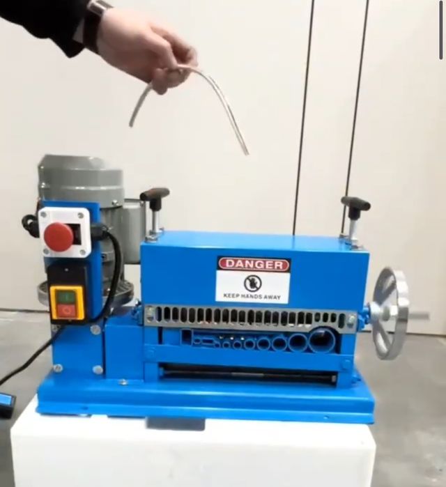 Kabellarning ustki qismini oson ochish uskunasi