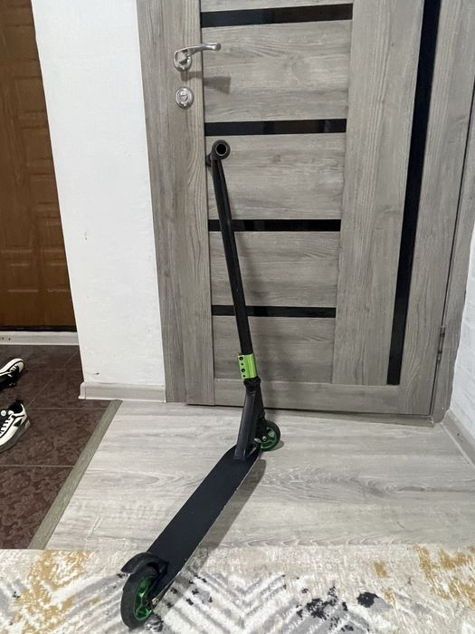 Самокат почти новый