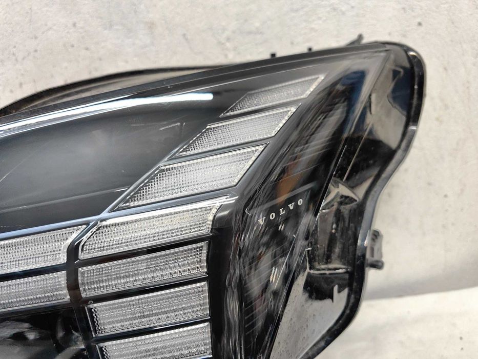 Оригинален фар Волво  Volvo EX 30 Full Led
