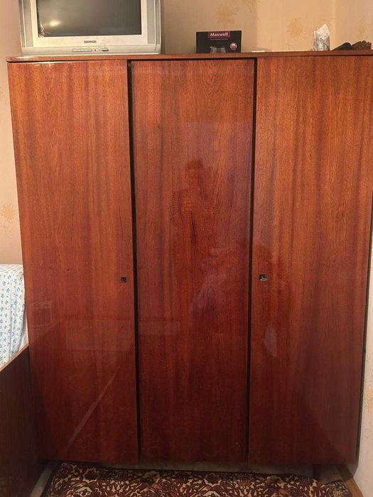 Шифоньер, пенал, стенка