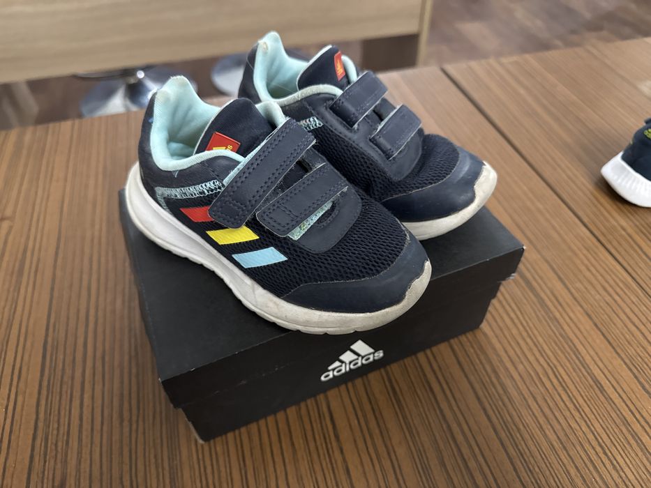 Лот Адидас 23 1/2-27