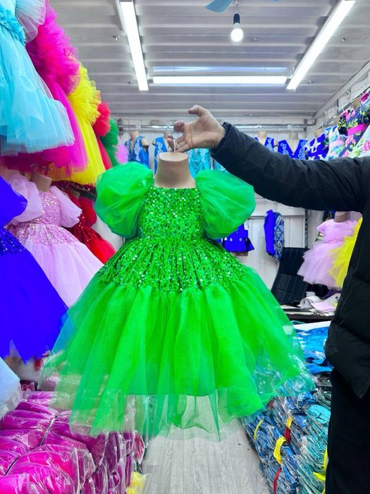 Платье для девочек новогодние, поаздничные