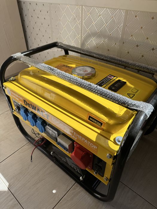 Бензиновый генератор DeWALT 6500AV — новый