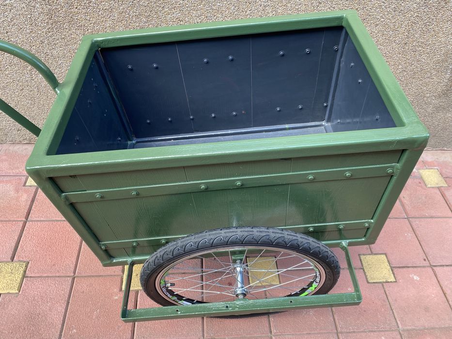 Cărucior/cărăușă cu două roți hand-made