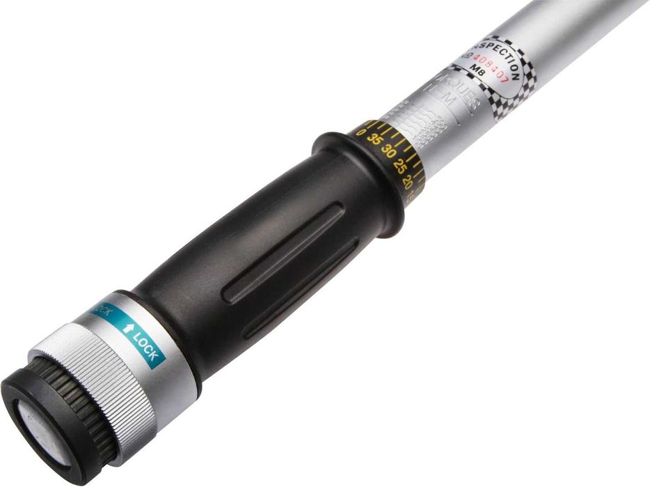 ПРОДАВАМ чисто нов динамометричен ключ.