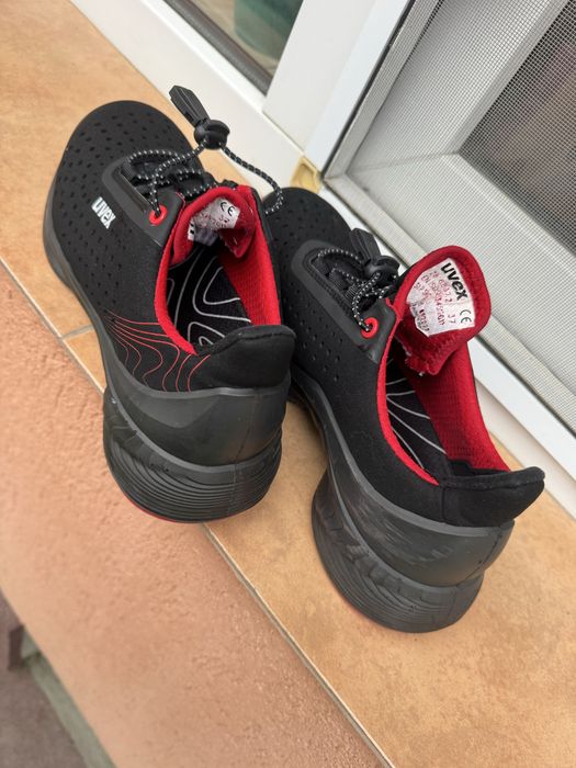 Pantofi de protectie UVEX
