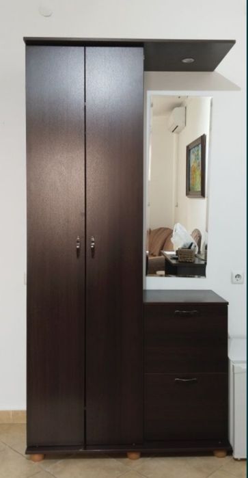 Шкаф, Тумба, бу бірін 50000 тг беремін.