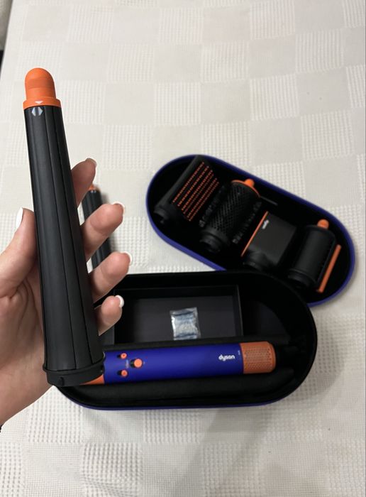 Продавам Dyson HS08 id