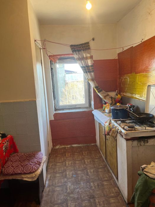 Vand apartament etaj 4 Zimnicea